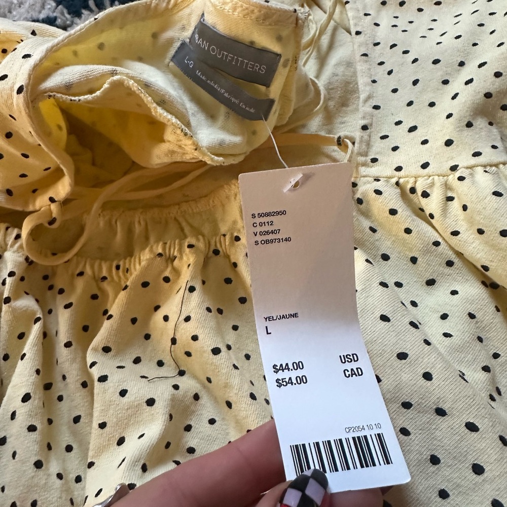 URBAN OUTFITTERS Yellow Polka Dot Puff Sleeve Backless Blouse - - Picture 3 of 4